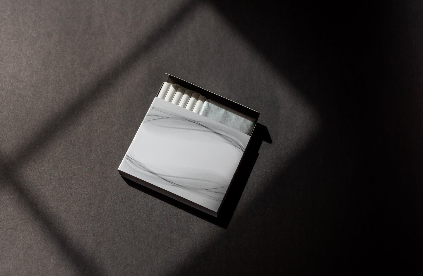 Cigarette Case Winter