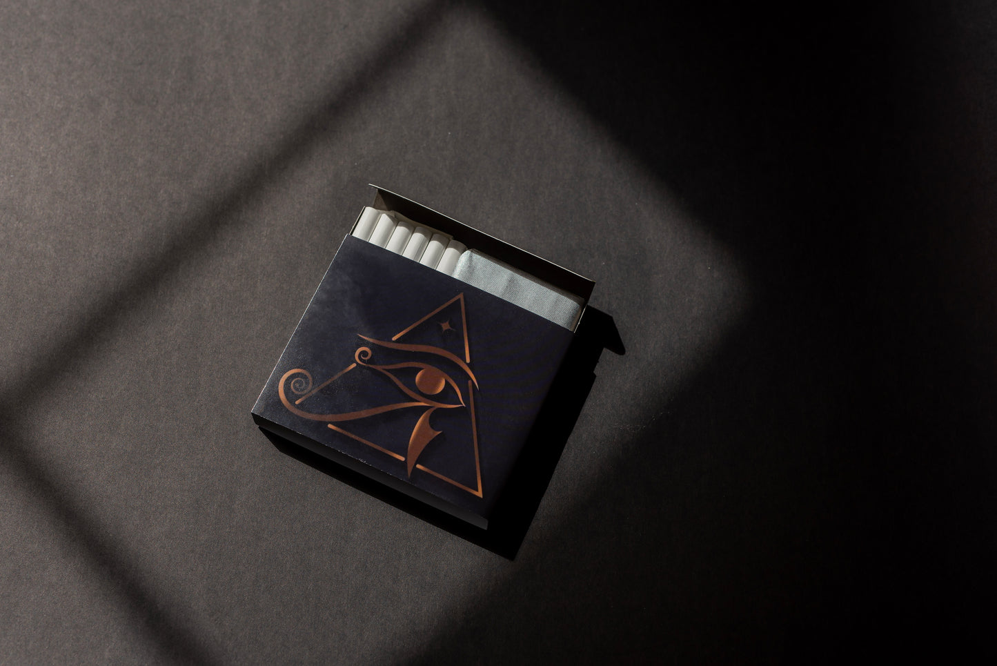 Cigarette Case Horus